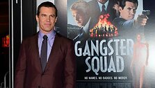 Joshas Brolinas filmo &bdquo;Gangsterių medžiotojai&ldquo; premjeroje sausio 7 d.