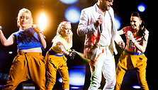 Grupė &bdquo;Pop Ladies&ldquo; ir buvęs &bdquo;bavaras&ldquo; Jonas Jonu&scaron;as