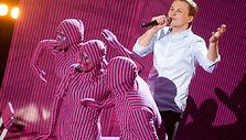 Giedrius Le&scaron;kevičius, Jonas Jonu&scaron;as ir grupė &bdquo;Pop Ladies&ldquo;
