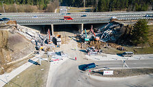Per naktį nugriautas viadukas vir&scaron; Jonavos gatvės Kaune