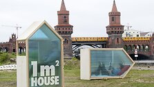 Vieno kvadratinio metro buveinė "One-Sqm-House"