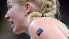 Australijos krep&scaron;ininkė savo patriotizmą demonstruoja i&scaron;tatuiruota vėliava.