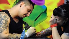 Darant tatuiruotę
