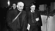 Sausio 13-osios naktis Auk&scaron;čiausiojoje Taryboje. Algirdas Patackas ir Vytautas Landsbergis.