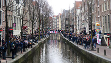 Anglijos rinktinės sirgaliai Amsterdame
