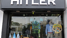 Indijoje atidaryta drabužių parduotuvė &bdquo;Hitler&ldquo;