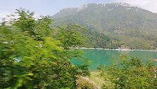 Bosnijos keliais