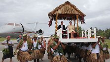 Williamas ir Kate saloje buvo ne&scaron;ami ant sostų