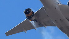 &bdquo;Boeing 777-200&ldquo; variklio gedimas