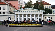 Prezidentūros kieme grojo kariuomenės orkestras