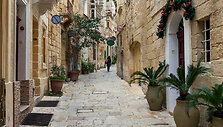 Birgu - gatvelė kopianti auk&scaron;tyn