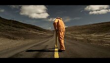 Kadras i&scaron; filmo &bdquo;Bet Kuriuo Keliu&ldquo;