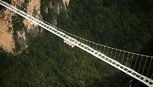 Auk&scaron;čiausias pasaulyje stiklo tiltas