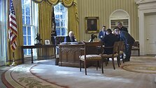 Donaldas Trumpas kalbasi su Vladimiru Putinu