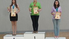 Milda Jocaitė (viduryje)