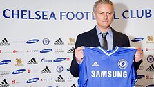 Jose Mourinho tapo &bdquo;Chelsea&ldquo; treneriu.