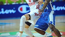 Aleksejus &Scaron;vedas ir Thomasas Massamba