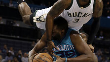O.J.Mayo ir Alas Jeffersonas AP