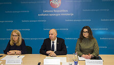 Sveikatos apsaugos ministerijoje buvo spaudos konferencija