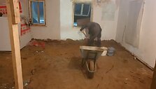 &Scaron;eima atnaujino rąstinį namuką ir pasidalino pokyčiais