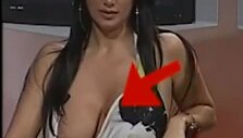 Italijos televizijų didžiausios krūtinės savininkė - Mariko Fruscio