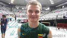 Lietuvos krep&scaron;inio rinktinės žaidėjų linksma fotosesija: Renaldas Seibutis