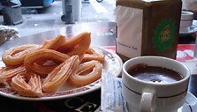 Ispani&scaron;kas desertas &ndash; chocolate con churros