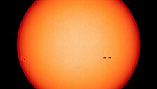 NASA teleskopu vasario 28 dieną užfiksuotoje nuotraukoje matomos tik kelios dėmės &ndash; per Saulės aktyvumo ciklą toks Saulės &bdquo;ramumas" yra neįprastas.  