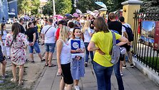 Balsuotojų eilė prie Baltarusijos ambasados Vilniuje