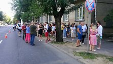 Balsuotojų eilė prie Baltarusijos ambasados Vilniuje