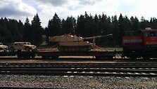 Amerikiečių karinė technika geležinkelio linijoje prie Pabradės