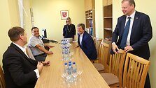 Saulius Skvernelis susitiko su Mi&scaron;rios Seimo narių grupės atstovais