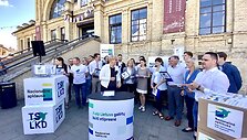 Konservatoriai savo rinkimų projektą piliečiams pristatė prie turgaus