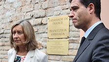 Užuojautų parei&scaron;kimas dėl i&scaron;puolio Nicoje prie Prancūzijos ambasados Vilniuje