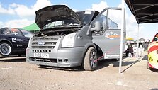 skuodo-auto-klubo-medinis-ratlankis-furgonas