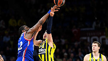 Eurolygos pusfinalis: &bdquo;Fenerbahče&ldquo; &ndash; &bdquo;Anadolu Efes&ldquo;