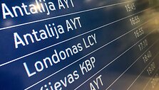 Lenkijos avialinijos pristato naują lėktuvų reisą į Londono miesto aerouostą