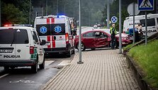 Varėnoje susidūrė &scaron;iuk&scaron;liavežys ir lengvasis automobilis