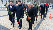 Lietuvos politikų delegacija vie&scaron;i Ukrainoje