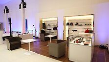 Naujojo &bdquo;Jaguar Land Rover&ldquo; salono atidarymas