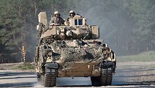 Pabradėje naują &scaron;audyklą per pratybas i&scaron;bandė Lietuvos, JAV ir NATO bataliono kariai