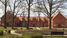 Raudondvario dvaro menų inkubatorius &ndash; puiki erdvė bendruomenių &scaron;ventėms, profesionaliajam menui, saviveiklai, meno kūrybai