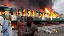 Gaisras traukinyje Pakistame