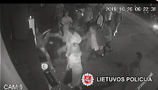 Ie&scaron;komi vyrai