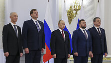 Vladimiras Saldo, Jevgenijus Beliackis, Rusijos prezidentas Vladimiras Putinas, Denisas Pu&scaron;ilinas ir Leonidas Pasečnikas