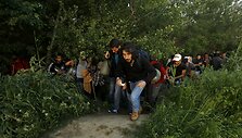 Imigrantai bando patekti į Makedoniją i&scaron; Graikijos