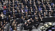 Vokietija penktadienį paminėjo savo &bdquo;i&scaron;vadavimo&ldquo; nuo nacizmo 70-ąsias metines 