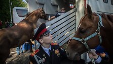 Grupė Rusijos kazokų pradėjo raitelių žygį į Berlyną i&scaron; Maskvos