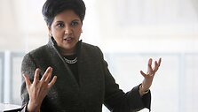 15. &bdquo;Pepsi&ldquo; generalinė direktorė Indra Nooyi