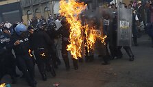 Surengtos demonstracijos prie&scaron; 8 mėnesius Meksikoje dingusiems studentams atminti